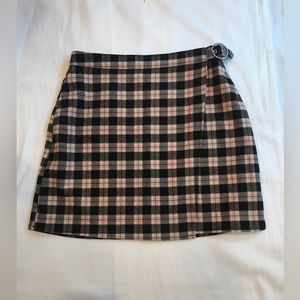 Hollister High Rise plaid skirt MED
